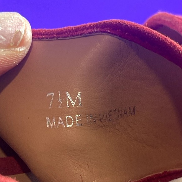 Linea‎ Paolo Red Suede Criss-Cross Ankle Strap Sandals Women's Size 7.5-NEW - Picture 10 of 10